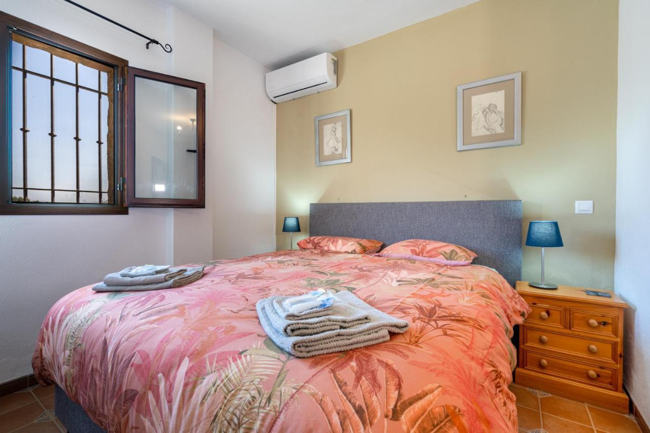 Hacienda La Buena Vida B&B En Appartementen Casita Almendas La Carrera de la Vina Ngoại thất bức ảnh